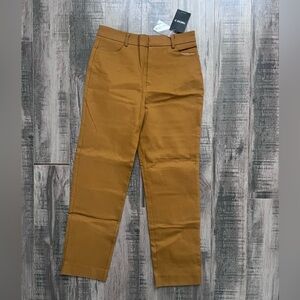Forever 21 Woman’s Ankle Pants